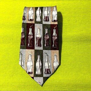 COCA-COLA Merchandise Branded 100% Silk Tie